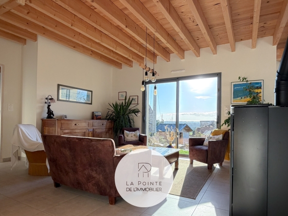 photo_e5f83d00a714bb064249beecfb52a20b-9053